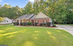 121 Brandy Chase, Carrollton, GA 30117