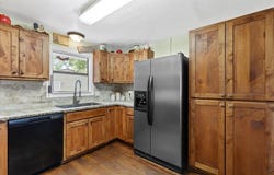3400 W State Highway 71, La Grange, TX 78945