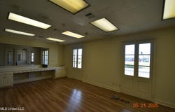 2001 Hwy 82, Greenwood, MS 38930