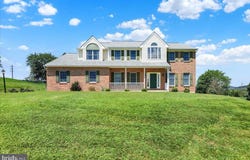 105 MISTY LANE, READING, PA 19606