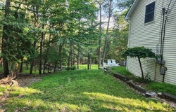 188 Foothill Boulevard, Effort, PA 18330