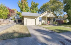 728 SW I Street, Grants Pass, OR 97526