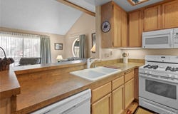 755 Cienega Road, Big Bear Lake, CA 92315
