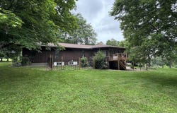 1004 East Street, Marathon, WI 54448