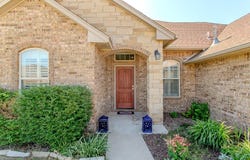 1925 Mt Vernon Rd, Enid, OK 73703