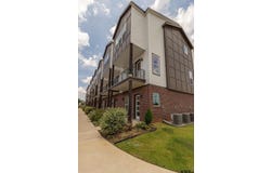 540 W Erwin St, Tyler, TX 75702