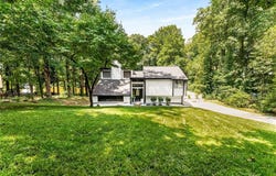 5219 Legendary Lane, Acworth, GA 30102