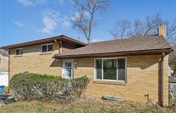 110 Faybern Dr, Verona, PA 15147