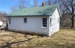 408 N ESTES AVENUE, Yellville, AR 72687