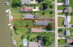 1250 E Choctaw Drive, London, OH 43140