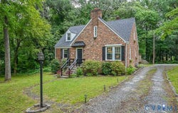 5510  Forest Hill Ave, Richmond, VA 23225