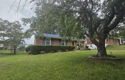 512 Crofton DR, Vinton, VA 24179