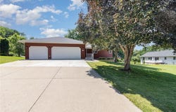 204 10th Street SE, New Prague, MN 56071