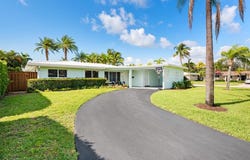 2120 NE 59th St, Fort Lauderdale, FL 33308