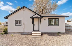 808 E Bates Ave, Parma, ID 83660
