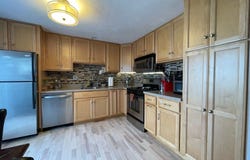 24 Pinecrest Vlg, Hopkinton, MA 01748