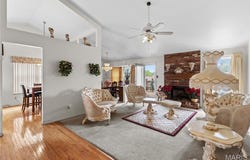11341 Brierhall Circle, Maryland Heights, MO 63043