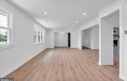 325 PITMAN DOWNER ROAD, SEWELL, NJ 08080