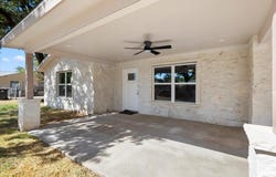 412 Oak St, Bastrop, TX 78602