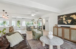 225 16TH AVENUE SE, ST PETERSBURG, FL 33701