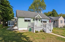 11 Ellery Road, Villas, NJ 08251