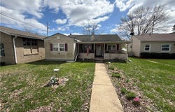1227 Gorley Street, Uhrichsville, OH 44683