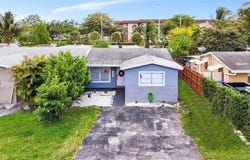 6582 SW 20th St, North Lauderdale, FL 33068