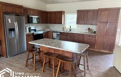 113 S Oaks Drive, Algona, IA 50511