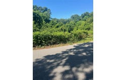 22 Holly Lane, Shirley, NY 11967