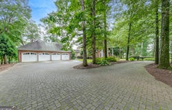 394 Wheeler Creek, Maysville, GA 30558