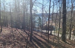 Deer Pond Circle, LaFollette, TN 37766