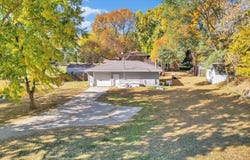2901 Amanda St, Sioux City, IA 51103