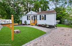 16 Creek Road, Keansburg, NJ 07734