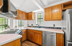 8611 Datapoint Dr, San Antonio, TX 78229