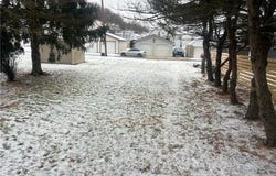 1020 Poe St, Vandergrift, PA 15690
