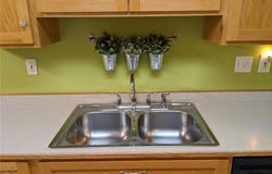 2800 Hillsboro Avenue N, New Hope, MN 55427
