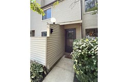 1480 Cedarwood Drive unit: 21F, Westlake, OH 44145