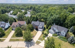 22140 Woodfield Trail, Strongsville, OH 44149