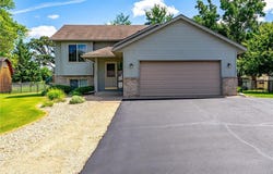 6617 378th Street, North Branch, MN 55056
