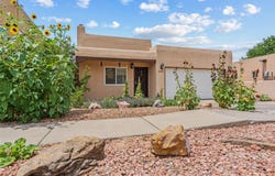 2866 Pueblo Jacona, Santa Fe, NM 87507