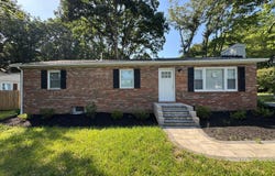 894 MARLBORO ROAD, LOTHIAN, MD 20711