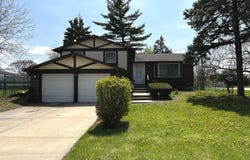 1 E 164th Street, South Holland, IL 60473