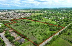 Scott St, Kyle, TX 78640