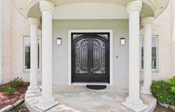628 Continental Dr, Bridge City, TX 77611
