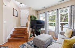 9528 WALKER Way, MANASSAS PARK, VA 20111
