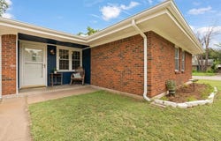 1200 Lynnwood Drive, Cleburne, TX 76033