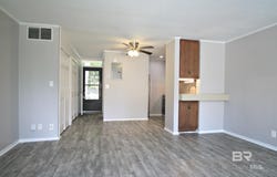 1051 N Seacliff Drive, Daphne, AL 36526