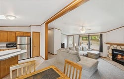 880 Cessna Drive, New Brighton, MN 55112