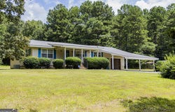 186 Donahoo, Silver Creek, GA 30173