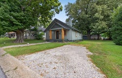 1621 Center St, Owensboro, KY 42303